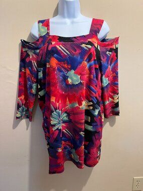 Clara, tunic, red bold floral w/shiney dots, 3/4 slv. off shoulder